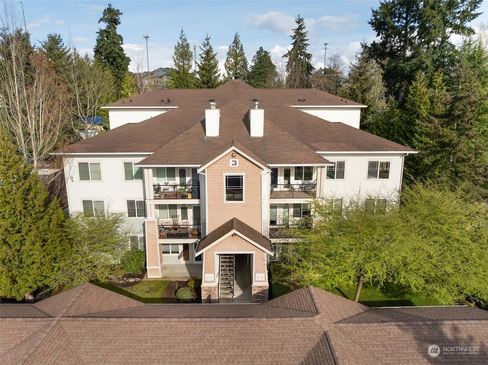 Highwood Ridge Condos For Sale at Highwood Ridge in Lynnwood, WA