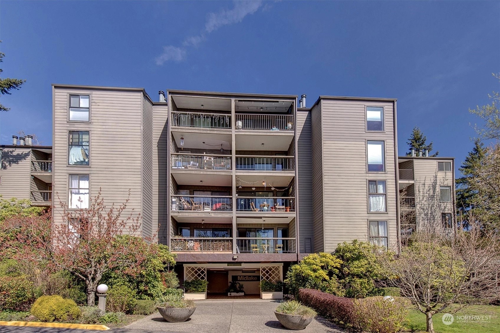 Sixty 01 Village Condos For Sale at Sixty 01 Village in Redmond, WA