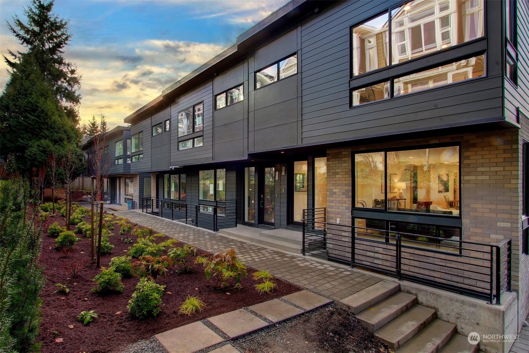 Magnolia at Moss Bay Townhomes and Townhouses For Sale at Magnolia at