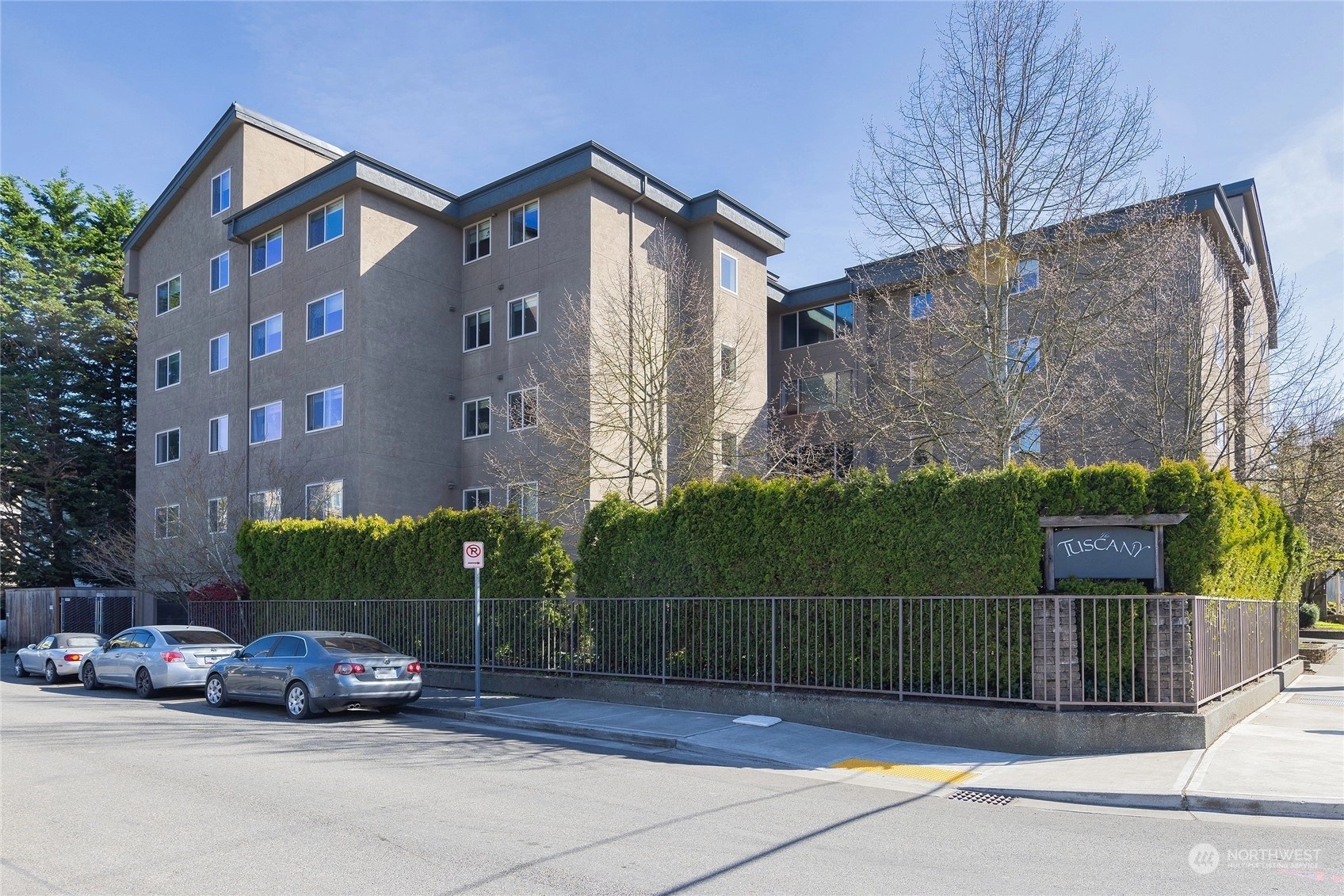 Tuscany at Lake City Condos For Sale at Tuscany at Lake City in