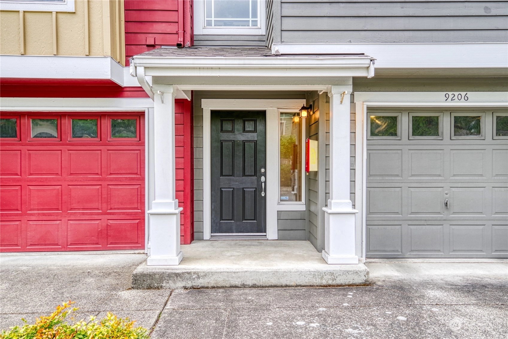 Meadowview Village at Rivertrail Condos For Sale at Meadowview