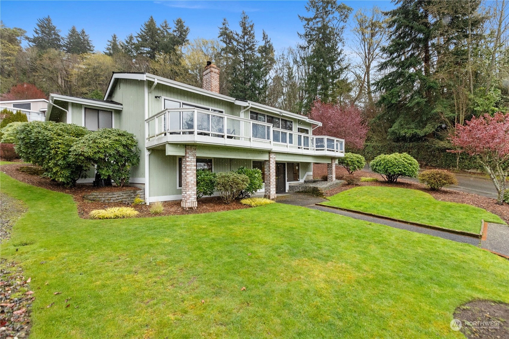 The Bluffs Condos For Sale at The Bluffs in Burien, WA Wicklund