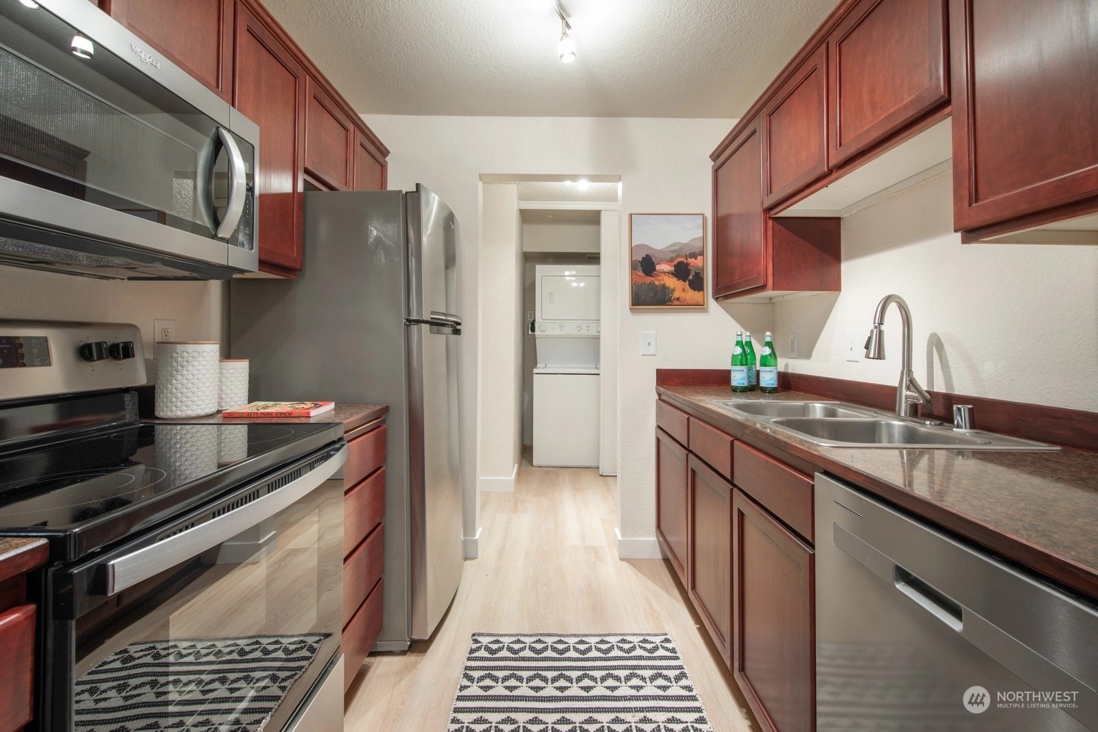 Cedar Pointe Of Seattle Condos For Sale at Cedar Pointe Of Seattle in