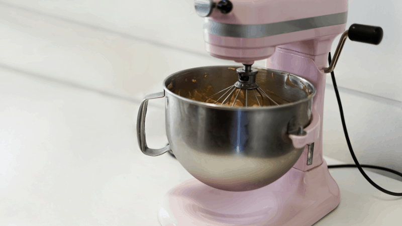 Why Is My KitchenAid Mixer Leaking Oil? - DBLDKR