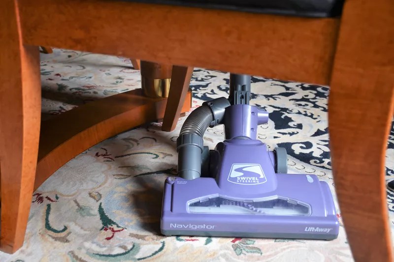 Can a Shark Navigator Vacuum Water? DBLDKR