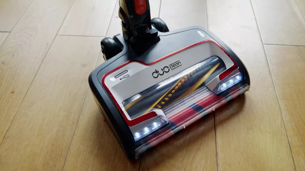 How Long Does It Take to Charge a Shark Battery? DBLDKR