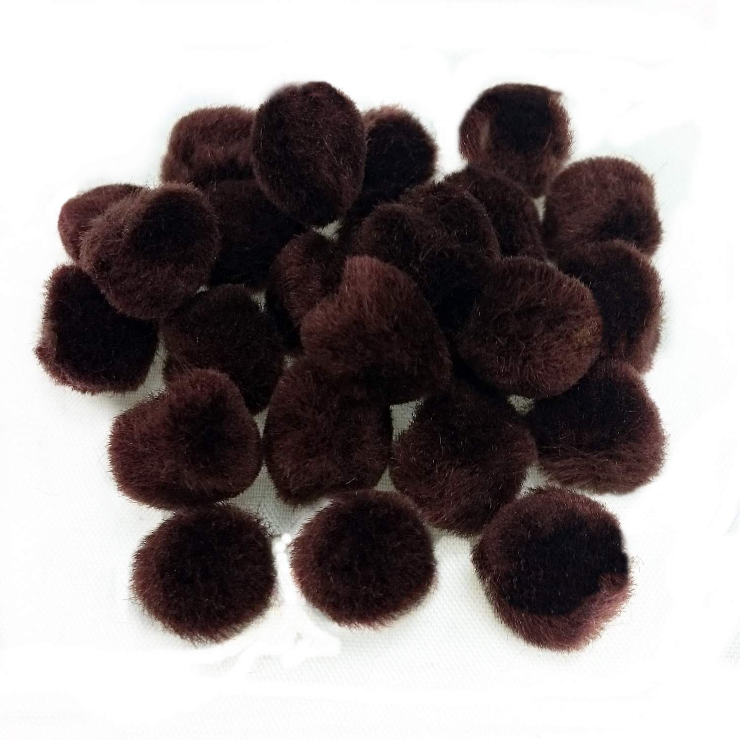 ½" brown pom poms DBLG Import