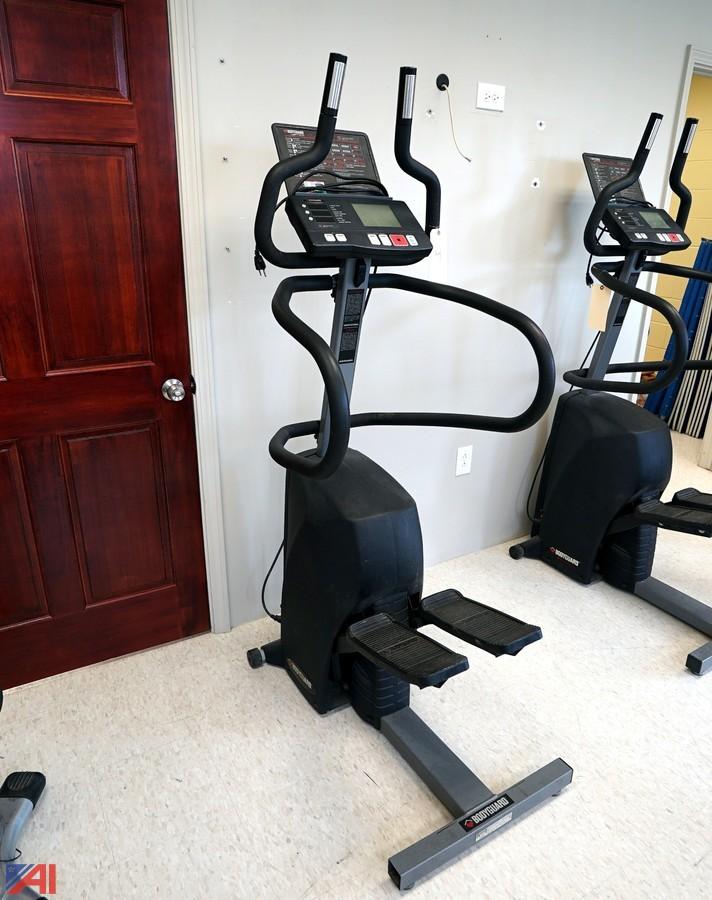 Auctions International Auction Cleveland Hill CSD, NY 17585 ITEM