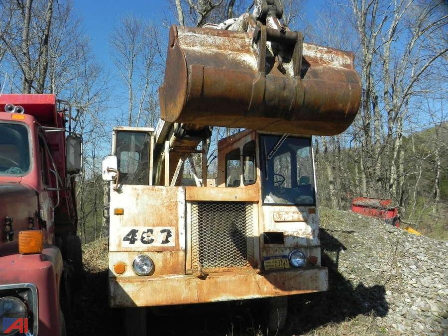 Auctions International Auction Town of Hebron, NY 18521 ITEM 1982 Badger HydroScopic 460