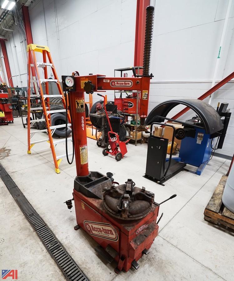 Auctions International Auction Lancaster CSDNY 17964 ITEM Accu