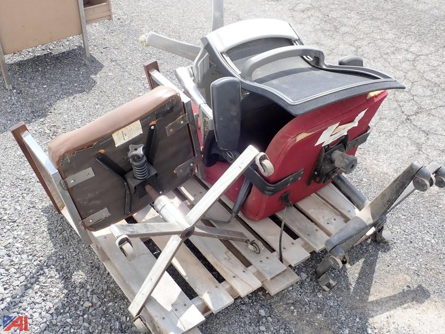 Auctions International Auction Madison CountyNY 18782 ITEM Desk
