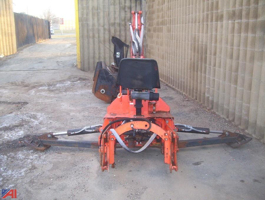 Auctions International Auction Bunker Hill CC FacilitiesMA 20970 **7 BP** ITEM Woods