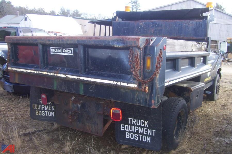 Auctions International Auction Town of Halifax MA DPW 10027 **7 BP** ITEM 1991 Ford F350