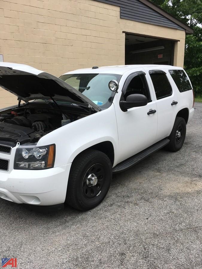 Auctions International Auction Village of Harriman 11273 ITEM 2010 Chevrolet Tahoe Suburban