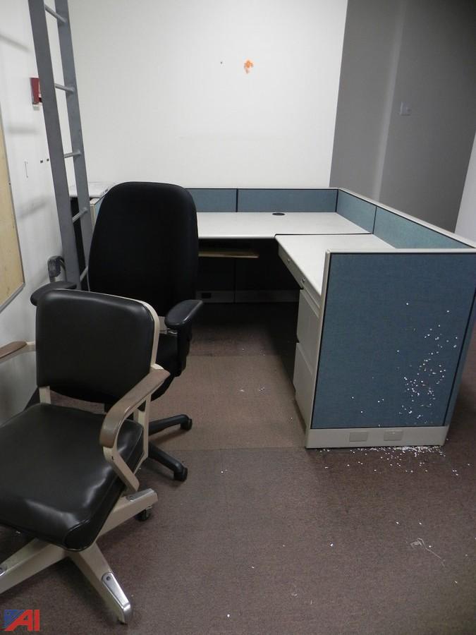 Auctions International Auction Rockland County, NY 13020 ITEM (1