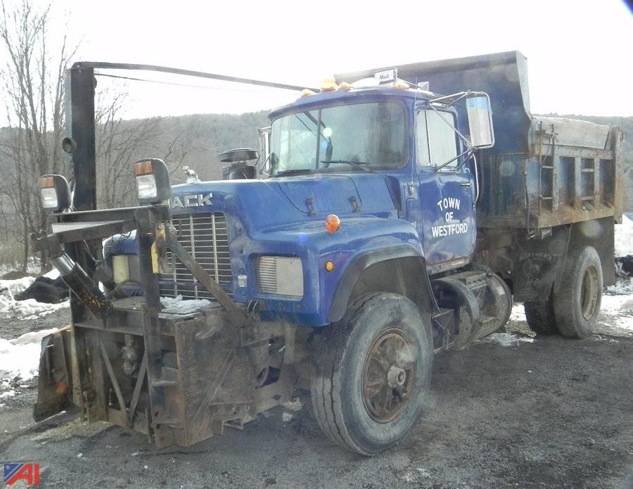 Auctions International Auction Town of Westford, NY 13725 ITEM