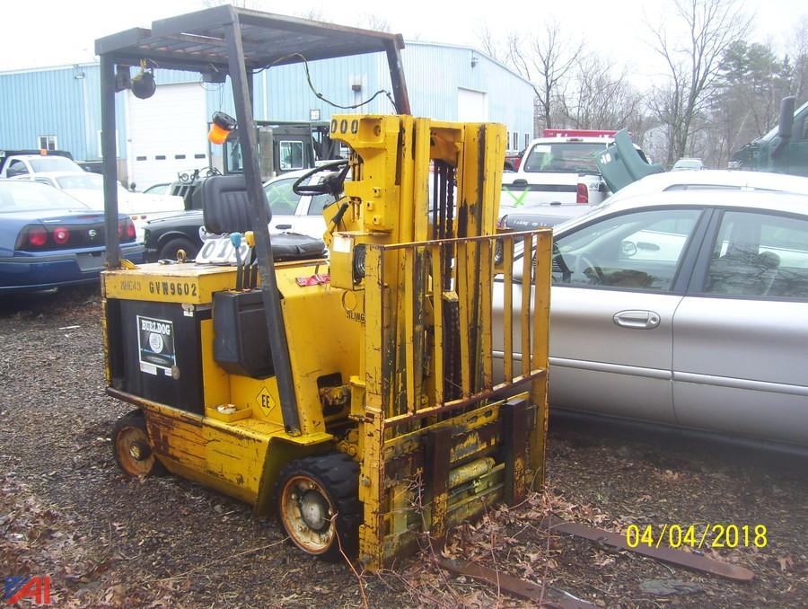 Auctions International Auction Town of Johnston DPW, RI 14279 ITEM