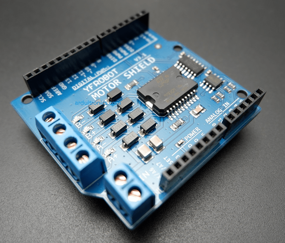 YFRobot L298P Motor Shield — DCCEX Model Railroading documentation