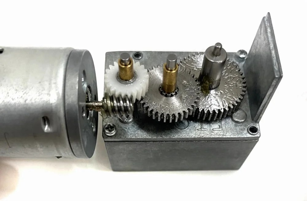 Worm Gear Motors'Pros and Cons China micro DC gear motor manufacturer and leader.