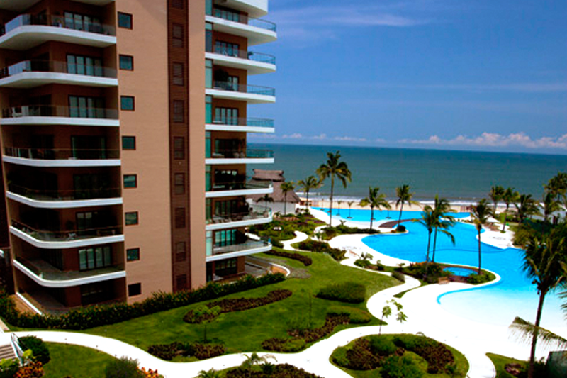 Luma DMC y Arquitectos