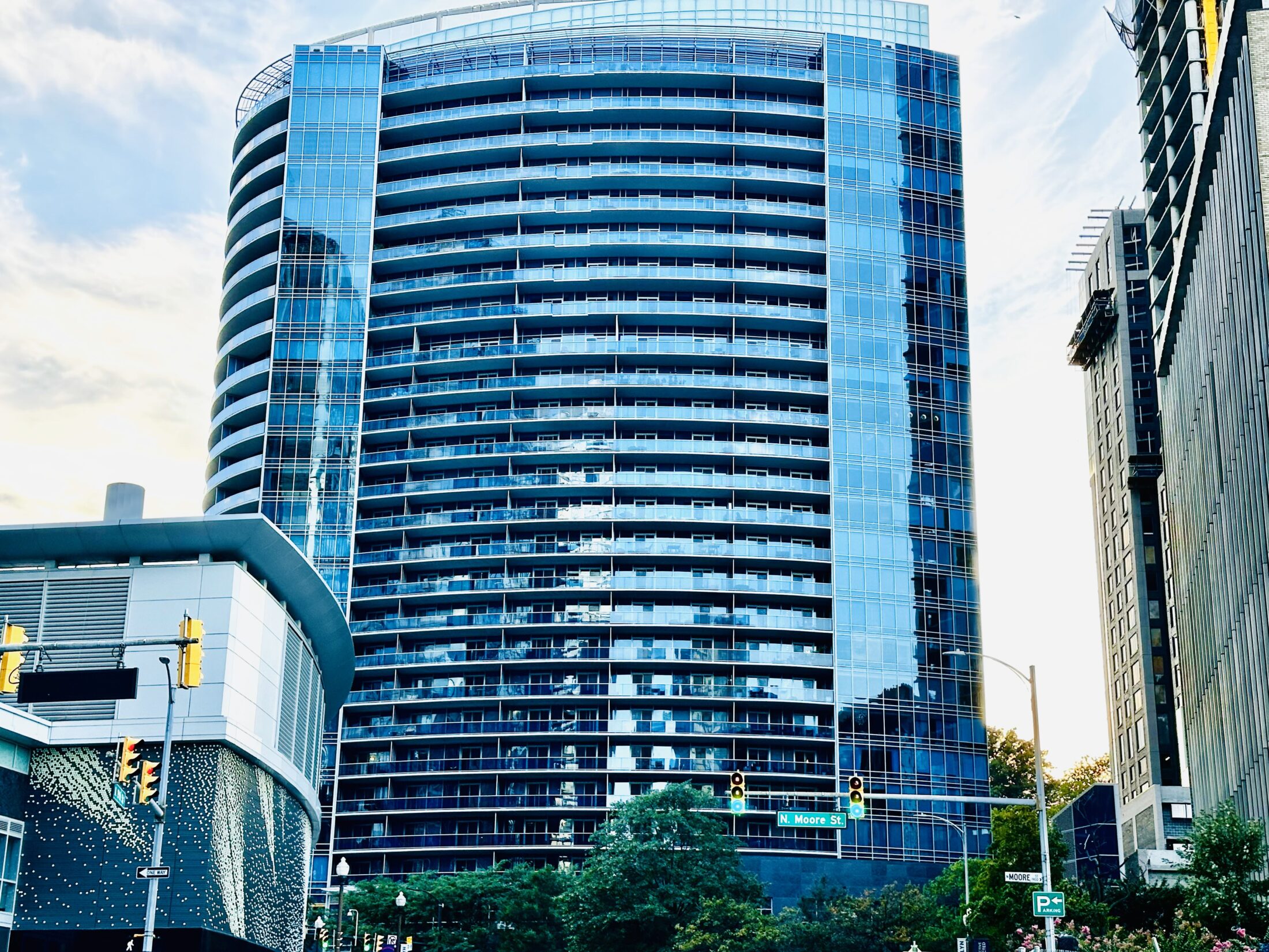 Condos for Sale in Turnberry Tower, Arlington, VA James Grant