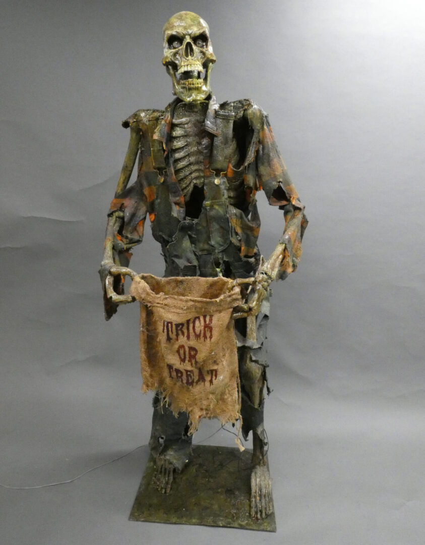 Trick or Treat Animated Corpse Pneumatic DC Props DC Design