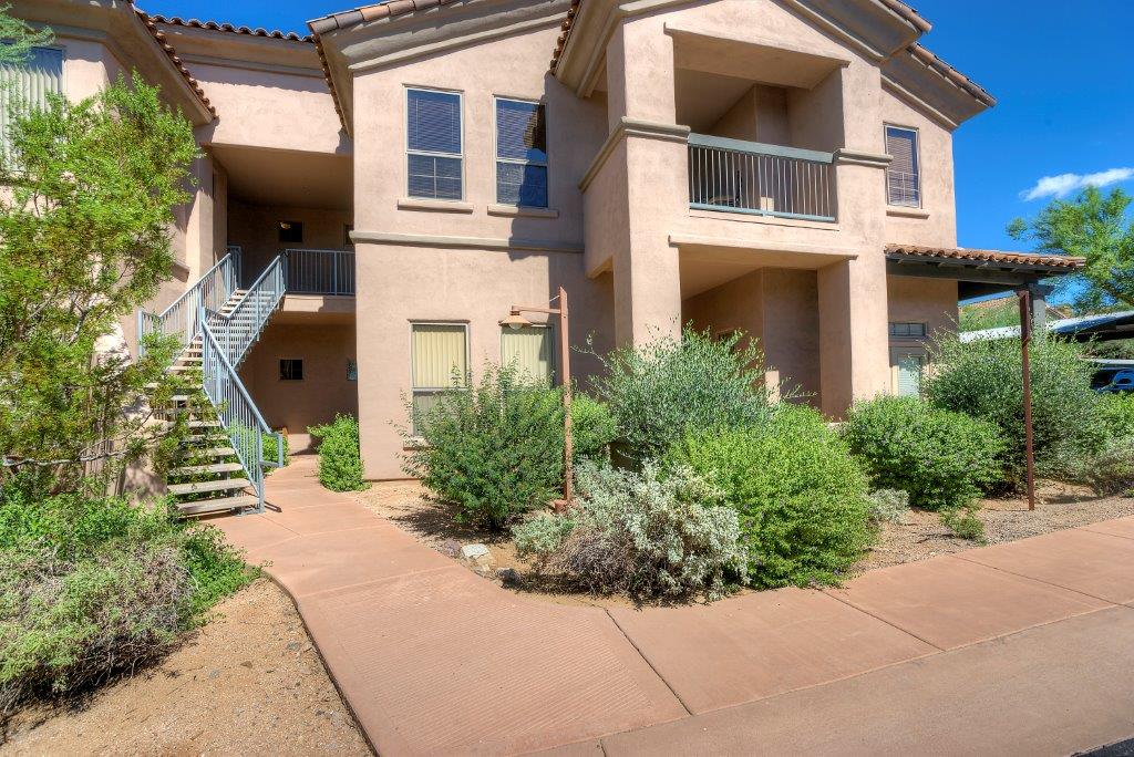 2bedroom, 2bathroom condo for sale at the Village at Market Street in