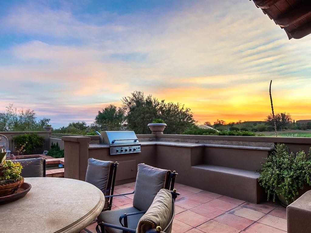 The Matheson Team Leslie Fry of Hasbrook Interiors for your