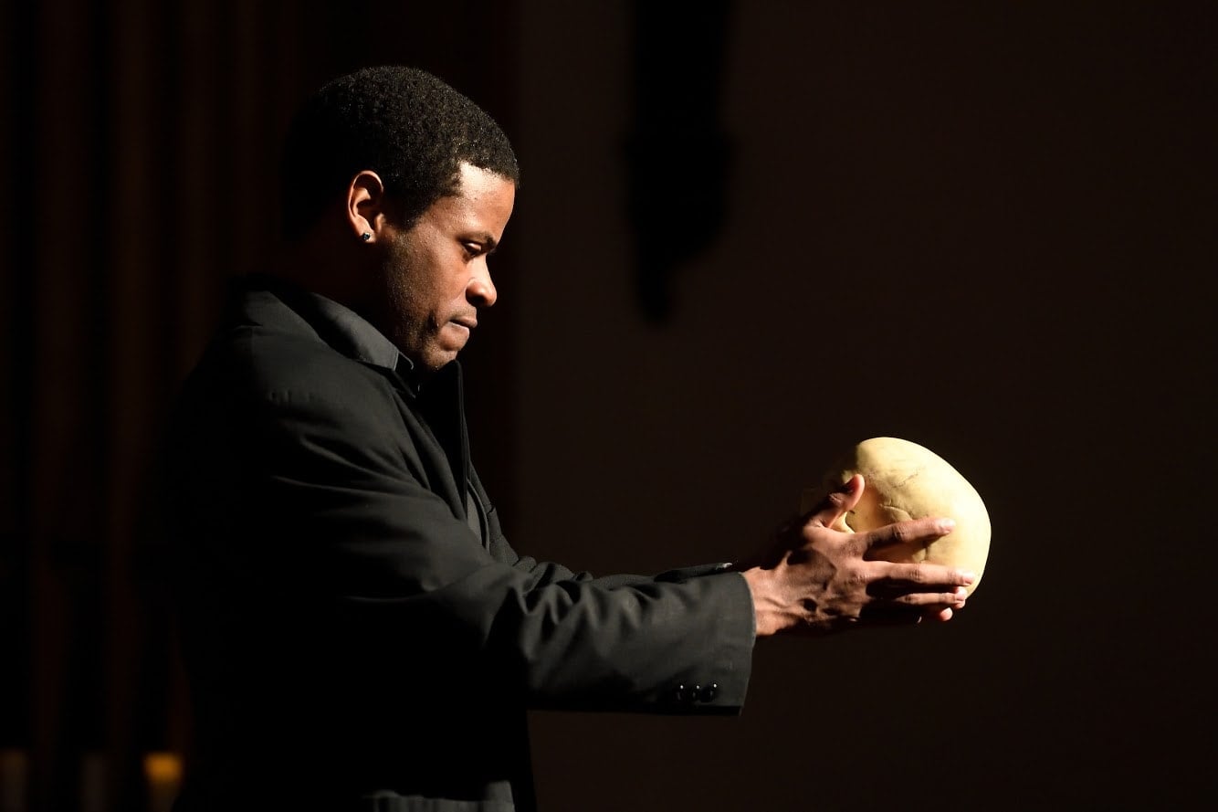 Review 'Hamlet' at the Baltimore Shakespeare Factory DC Theater Arts