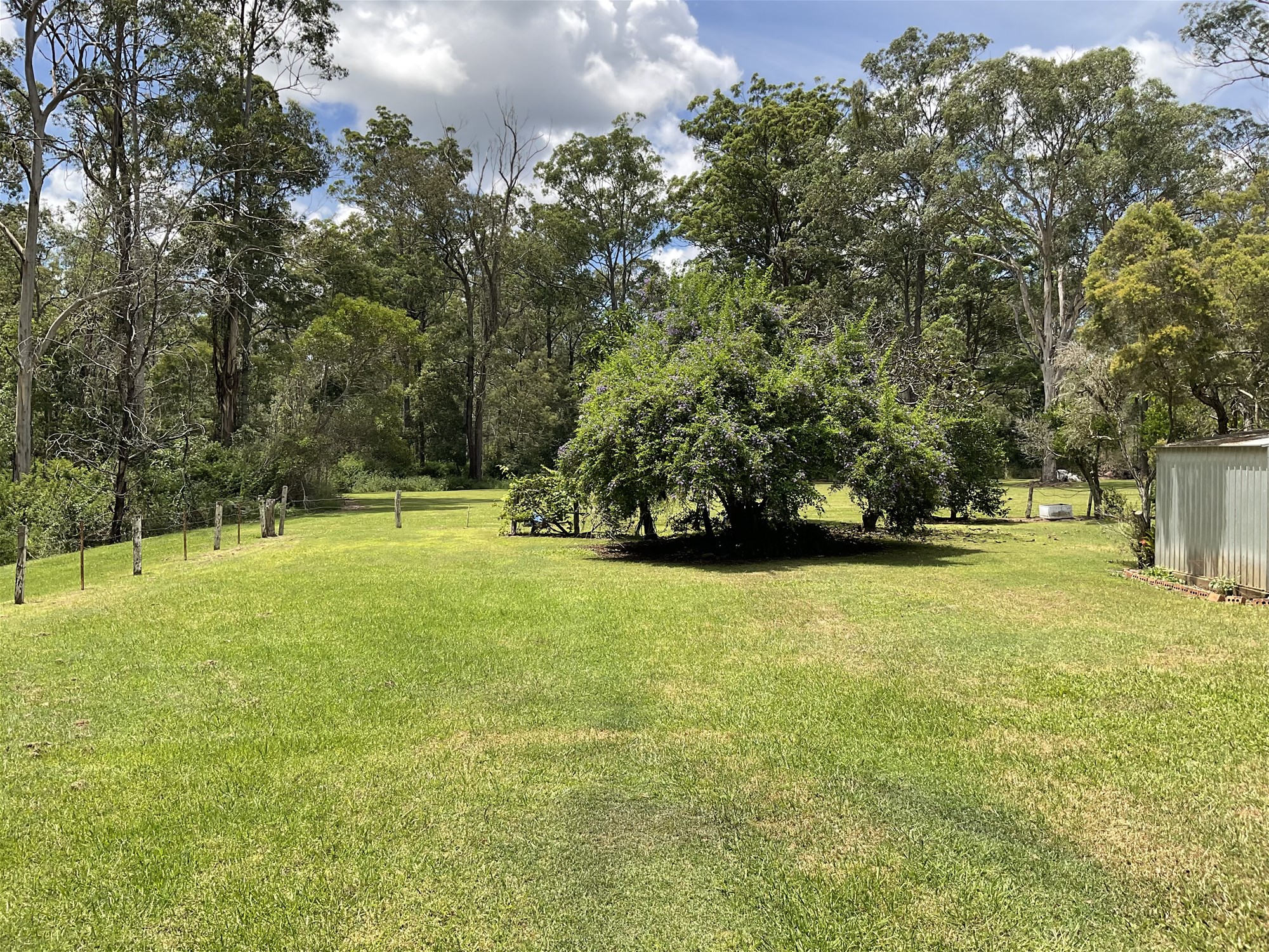 Real Estate for Sale in BENARKIN