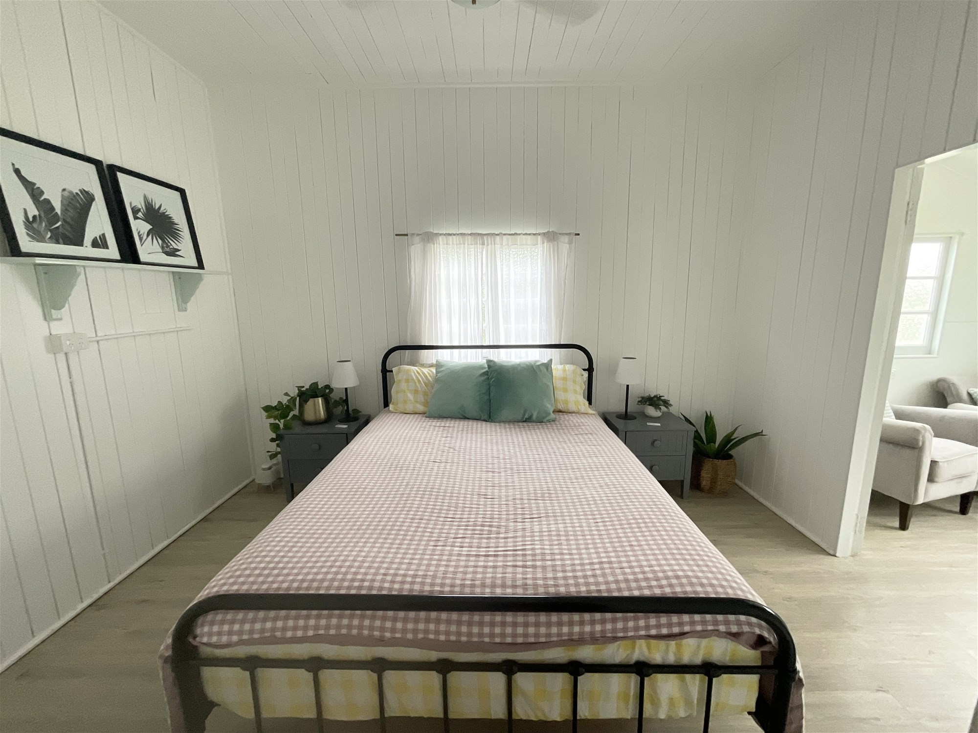 Real Estate for Sale in BENARKIN