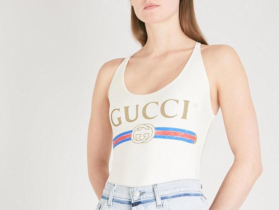 Fashionable Tapi Tidak Fungsional Heboh Baju Renang Mahal Yang Tidak