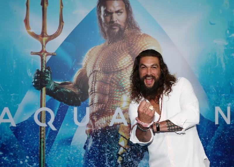 Jason Momoa Potong Jenggot Famous Person