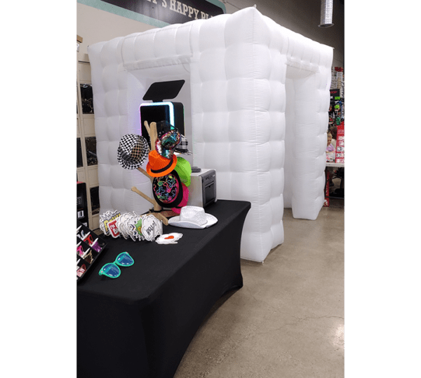 Photo Booth Rental Michigan Dramatic Dimensions Entertainment