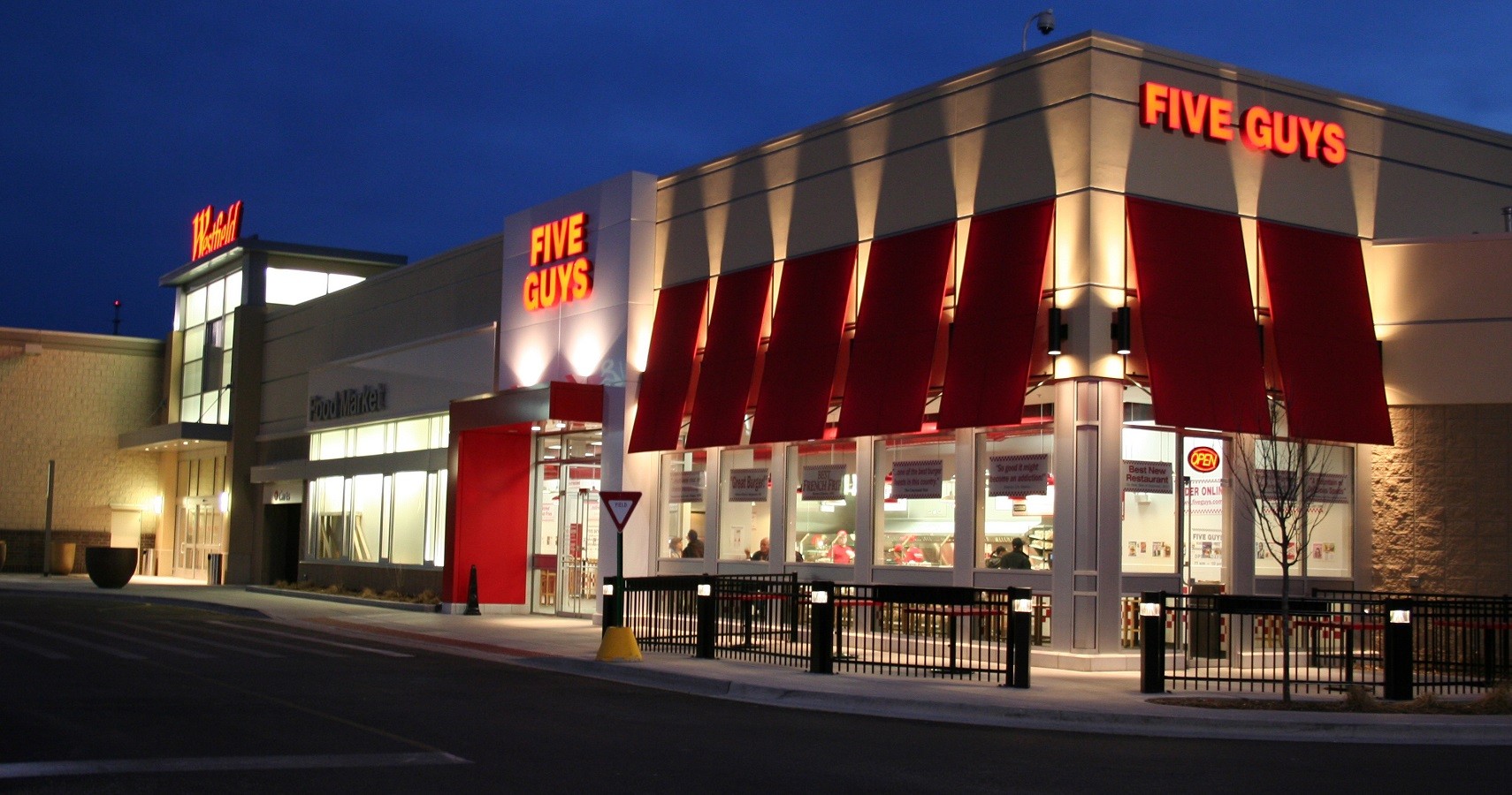 Westfield Chicago Ridge Mall Chicago Ridge, IL DDCA Architects