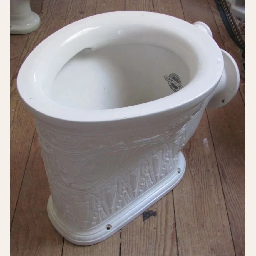 Circa 1890 Vintage Henry Gillett Raised Ornamentation Toilet Bowl DEA