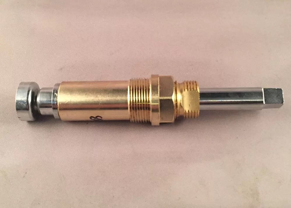 Crane PreWW2 Widespread Lavatory Stem 5 3/4″ Long, Square Top DEA