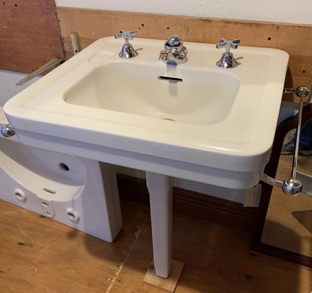 1941 Vintage Crane Corwith Pegleg Bathroom Sink DEA Bathroom Machineries