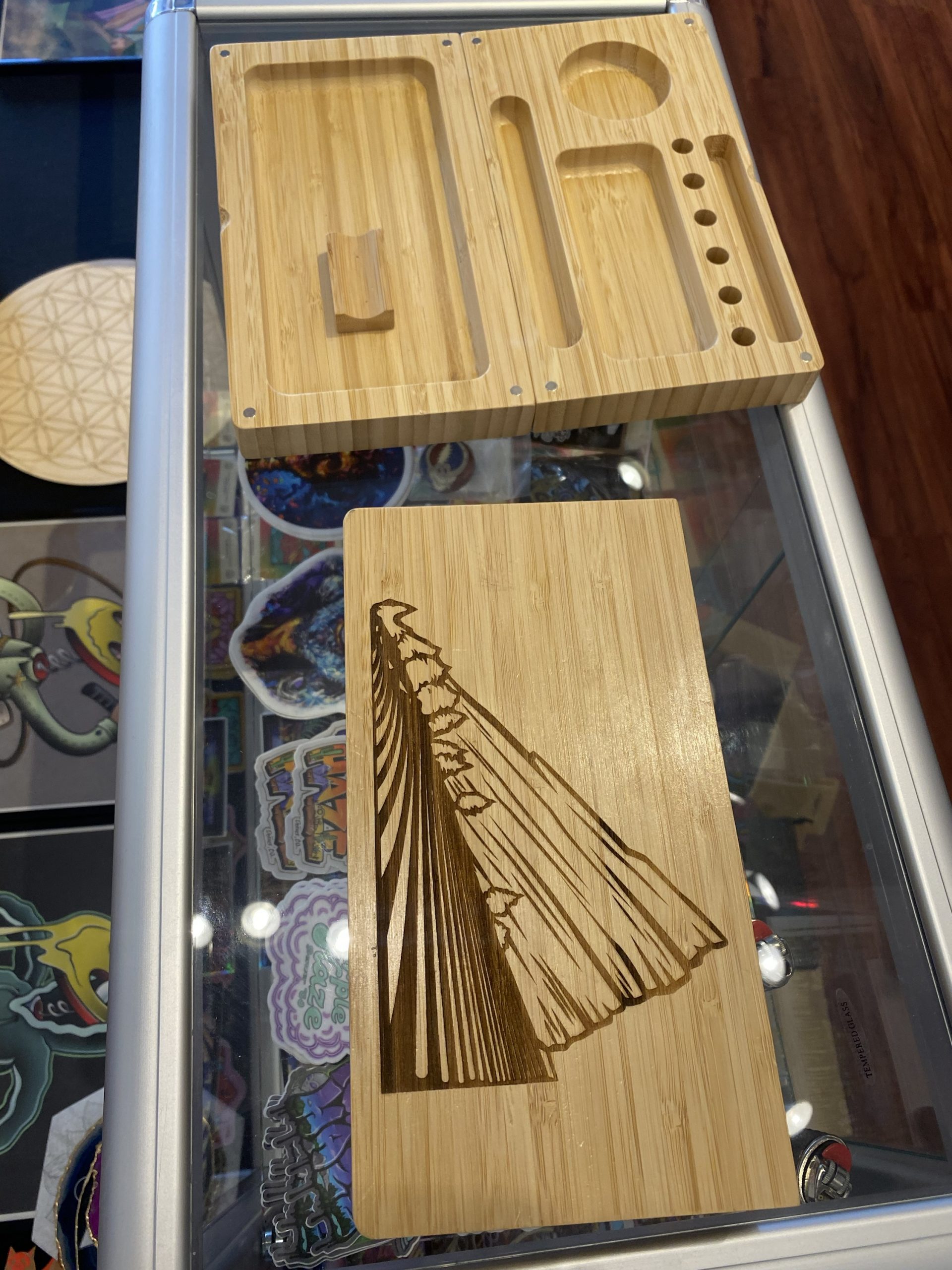 rolling tray with custom engraving