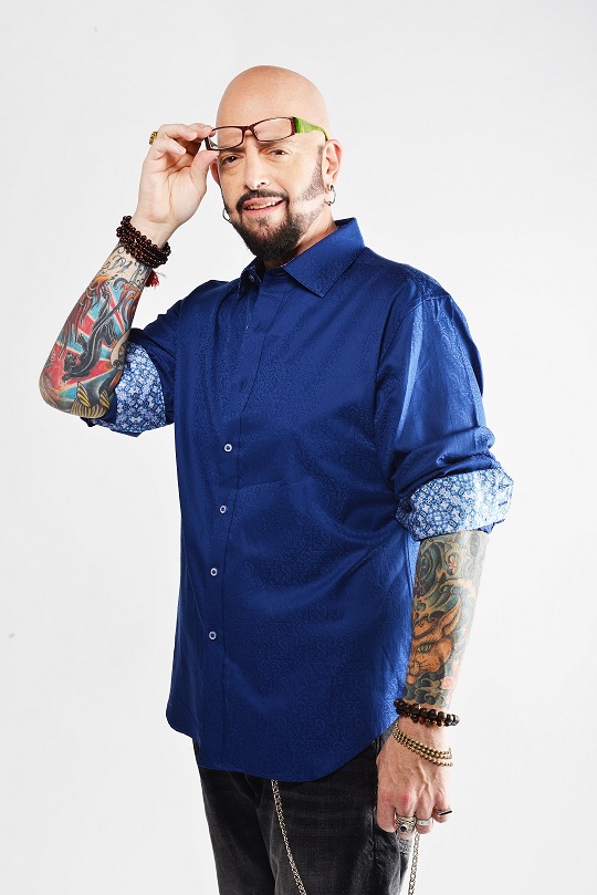 'Cat Meets Dog' Fur Flies In New Animal Series Starring Jackson