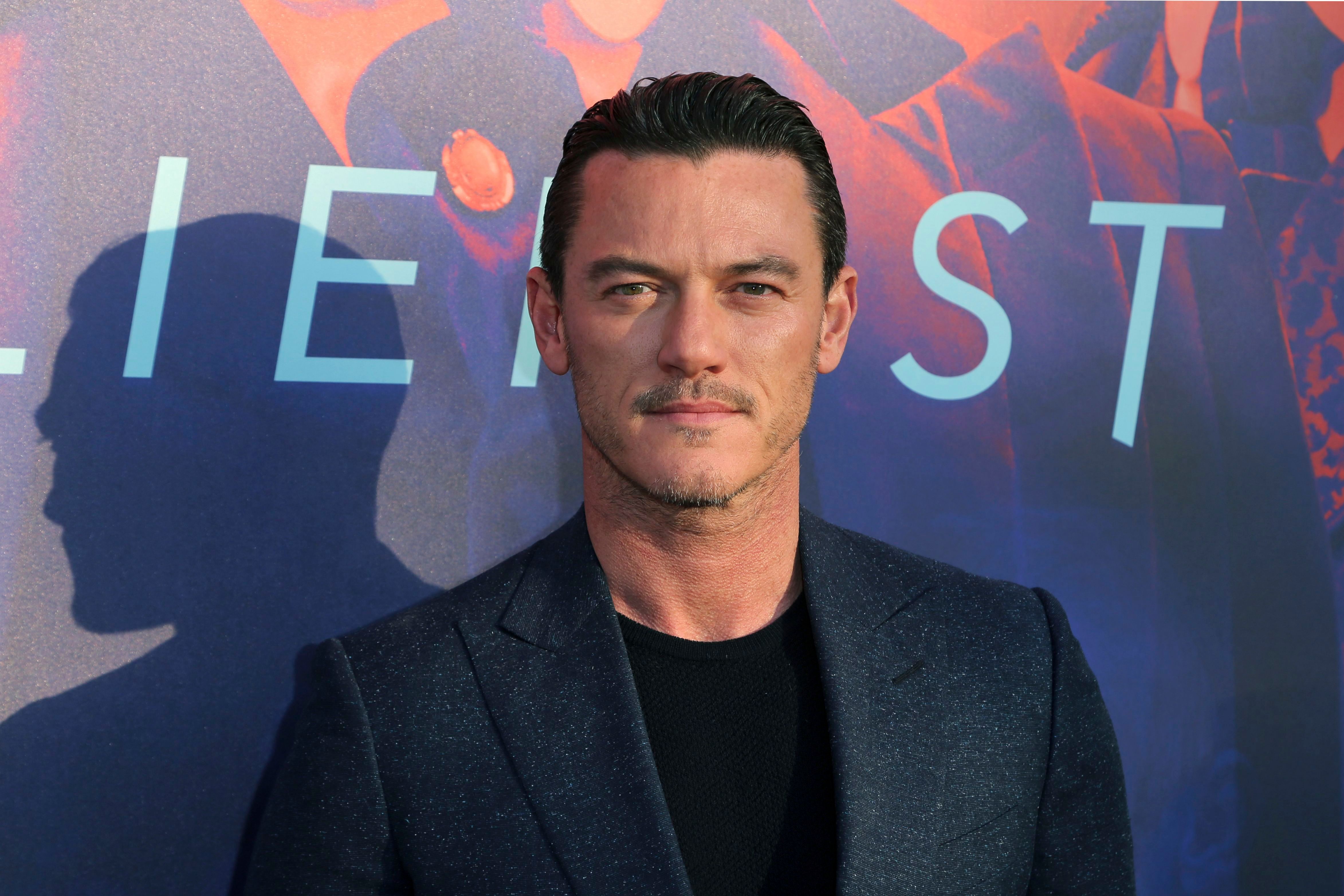 40 Best Images Central Station Movie Netflix Enola Holmes Filming Locations Real Life Places