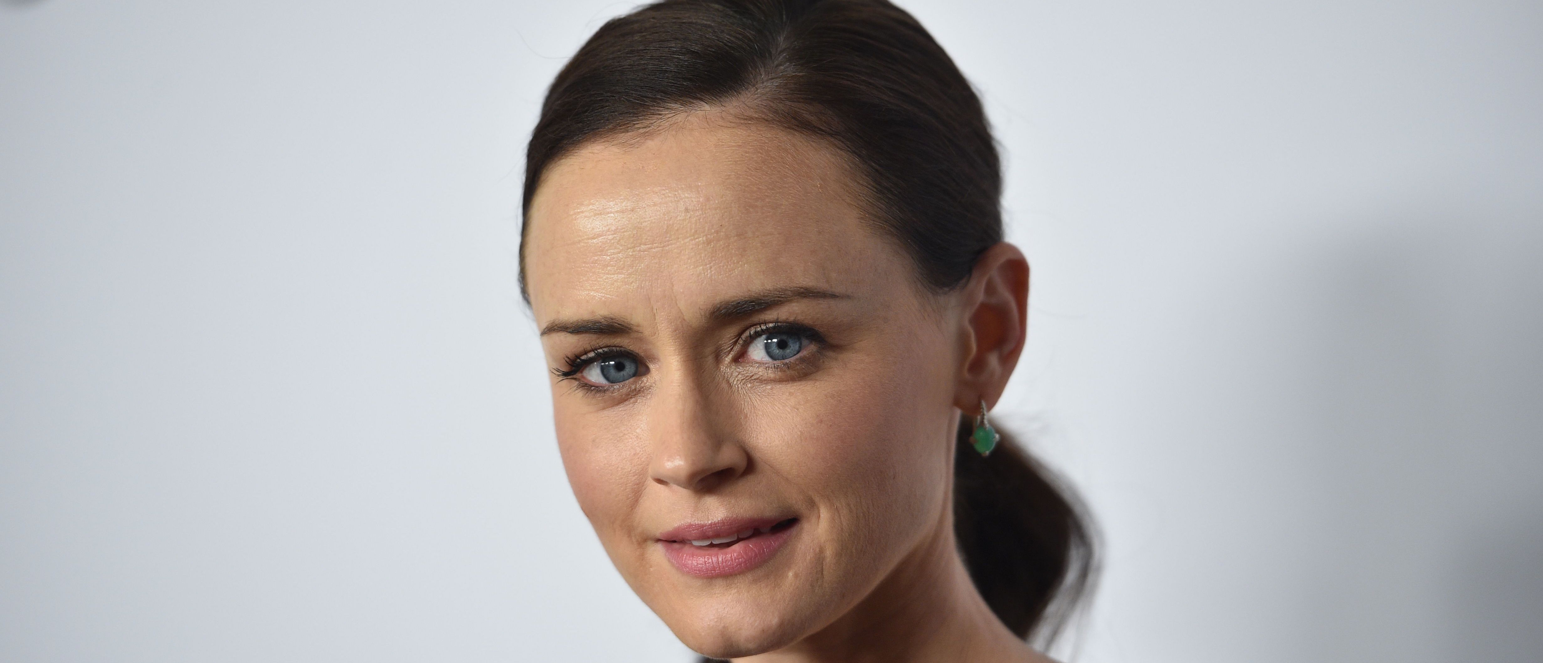 The Handmaid's Tale's Alexis Bledel On Emily's “Breaking Point” – Deadline