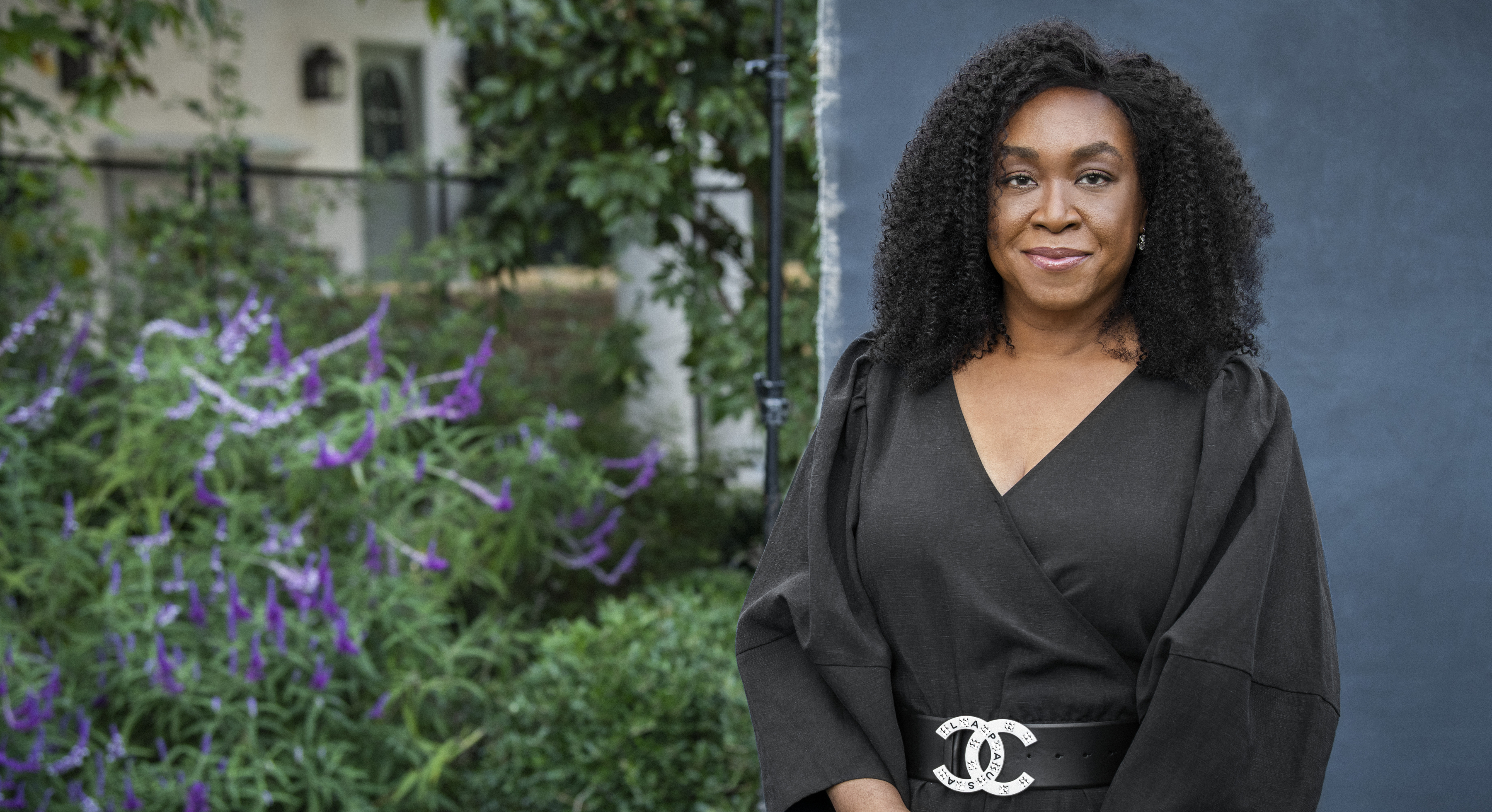 Shonda Rhimes New Show 2023 Shonda Rhimes Extends Deal With Netflix – Deadline