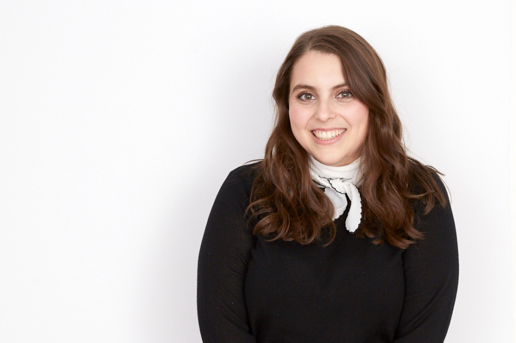 Beanie Feldstein To Star As Fanny Brice In First Broadway Revival Of