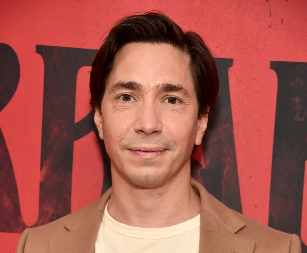Justin Long Looking