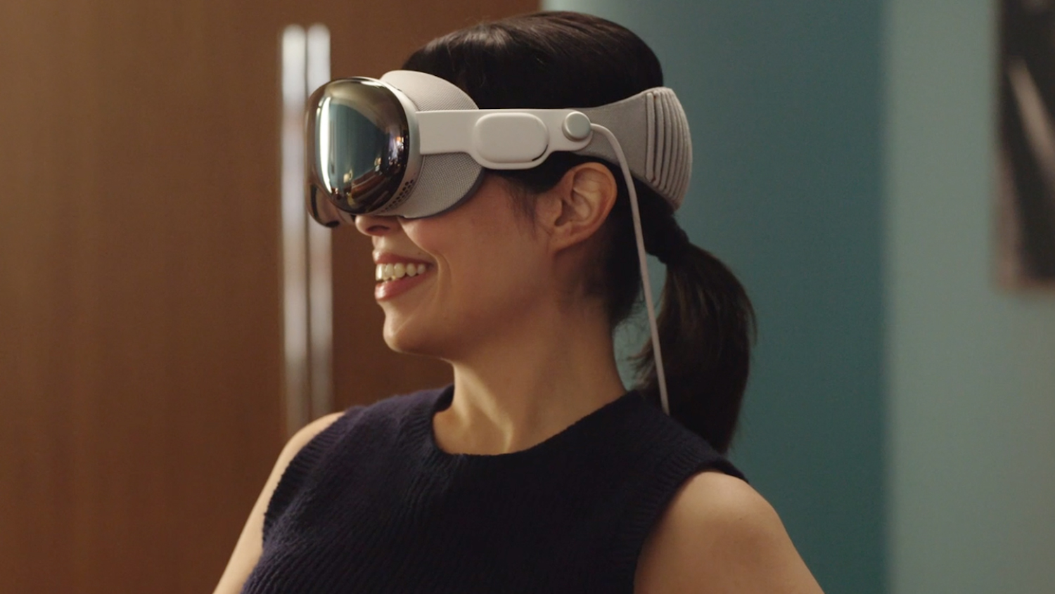 Apple Vision Pro AR/VR Headset Ships Early 2024 For 3500, 54 OFF