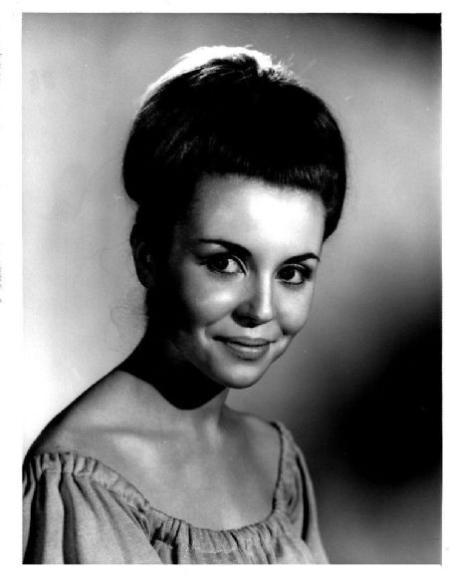 Charla Doherty Death Fact Check, Birthday & Date of Death