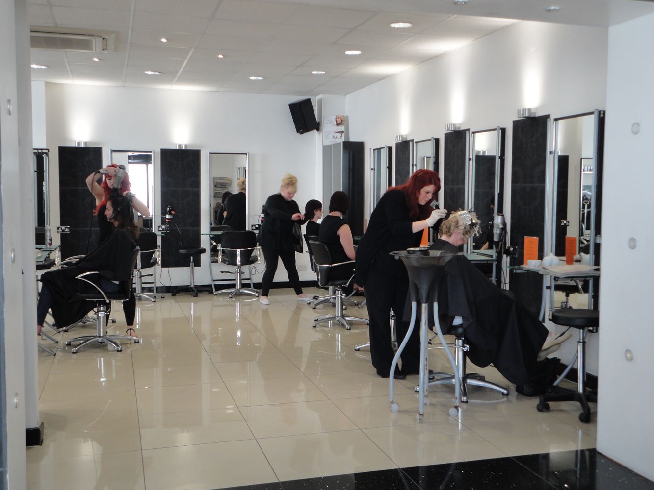 RECEIVE 50 OFF YOUR FIRST VISIT... a deal offered by Knots