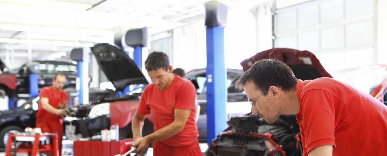 The Importance of Seasonal Maintenance near Oak Park, IL McGrath City