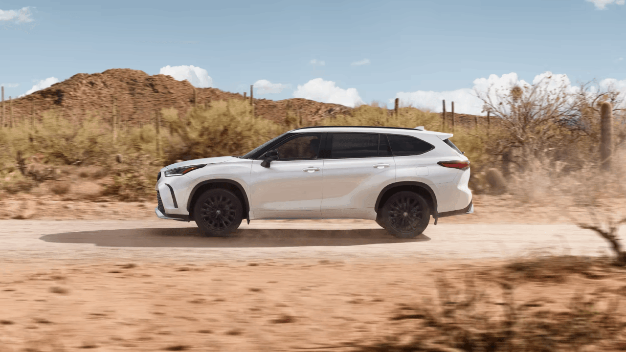 The Thrilling 2023 Toyota Highlander Toyota of Massapequa